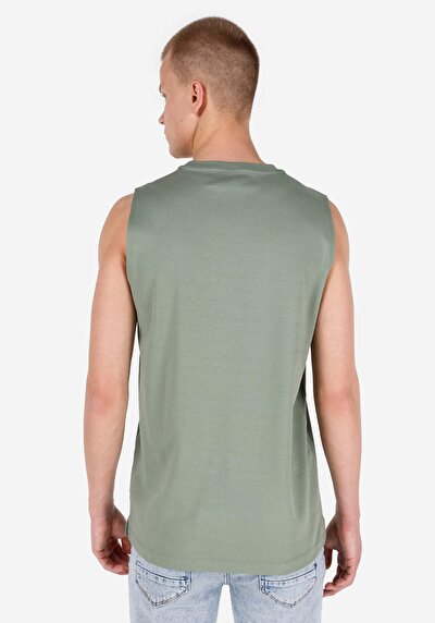 صورة من رومال فيت بلوزة دبابة أخضر للرجال