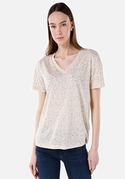 صورة من بيج للنساء تي شيرت بأكمام قصيرة