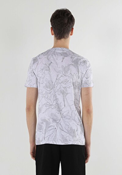 اعرض التفاصيل لـ أبيض للرجال تي شيرت بأكمام قصيرة