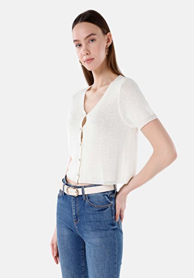 صورة من كنزة Ecru نسائية عادية