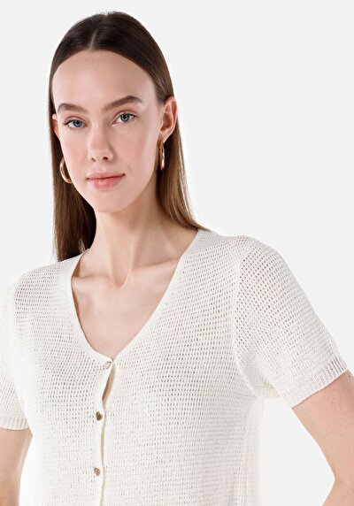 صورة من كنزة Ecru نسائية عادية