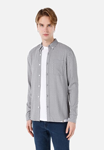 صورة من قميص نحيف رقبة مطبوع رجالي رمادي كم طويل قميص