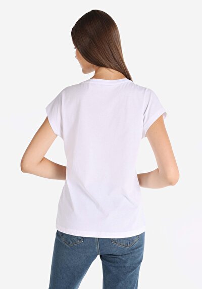 صورة من أبيض للنساء تي شيرت بأكمام قصيرة