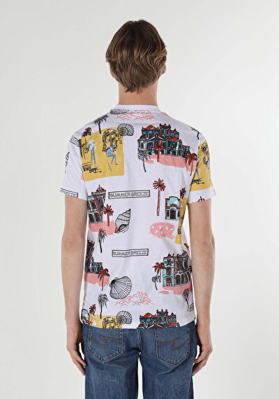 صورة من أبيض للرجال تي شيرت بأكمام قصيرة