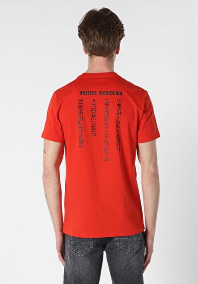 صورة من رقبة مستديرة مستقيم رجالي أحمر كم قصير تي شيرت