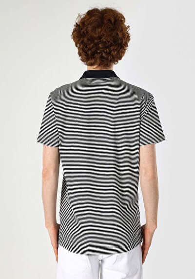 صورة من عادي قصة بولو رقبة مخطط رجالي أزرق كحلي كم قصير تي شيرت