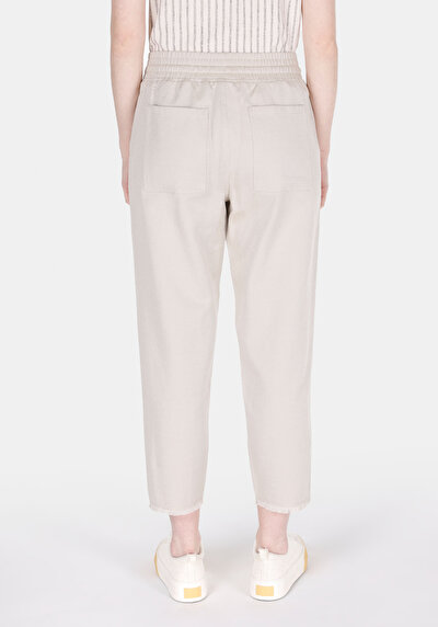 اعرض التفاصيل لـ أبيض للنساء بناطيل