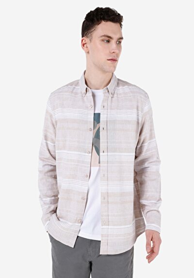 صورة من قميص عادي رقبة مخطط رجالي بيج كم طويل قميص