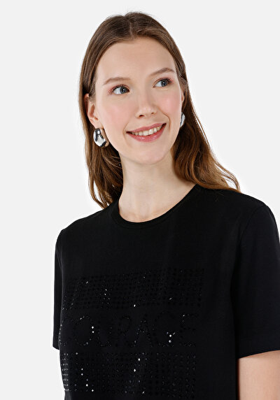 صورة من عادي مقاس رقبة مستديرة نسائي أسود كم قصير تي شيرت