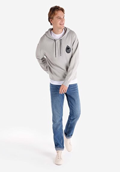 اعرض التفاصيل لـ سترة رمادية رجالية بغطاء للرأس من الجاكار