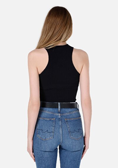 صورة من أسود للنساء رياضي