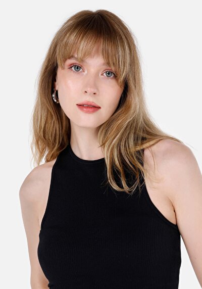 صورة من أسود للنساء رياضي