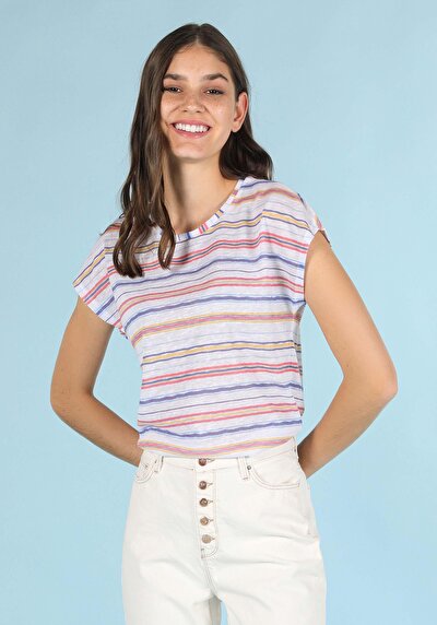 صورة من متعدد الألوان للنساء تي شيرت بأكمام قصيرة