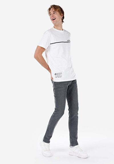 صورة من مستقيم جينز نيلي للرجال