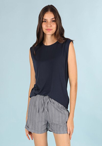 صورة من أزرق بحري للنساء رياضي