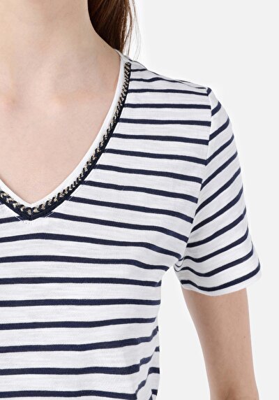 اعرض التفاصيل لـ أزرق بحري للنساء تي شيرت بأكمام قصيرة