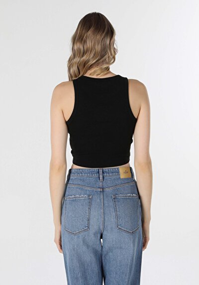 اعرض التفاصيل لـ سليم فيت بلوزة نسائية سوداء