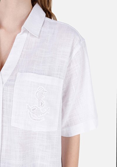 اعرض التفاصيل لـ Relax Fit قميص رقبة مستقيم قميص نسائي أبيض بأكمام قصيرة