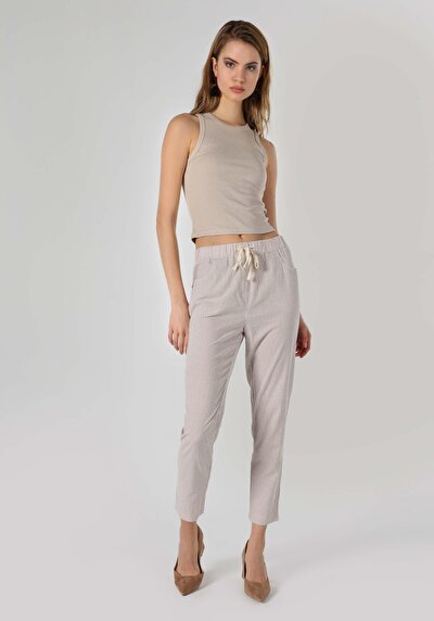 صورة من بيج للنساء بناطيل