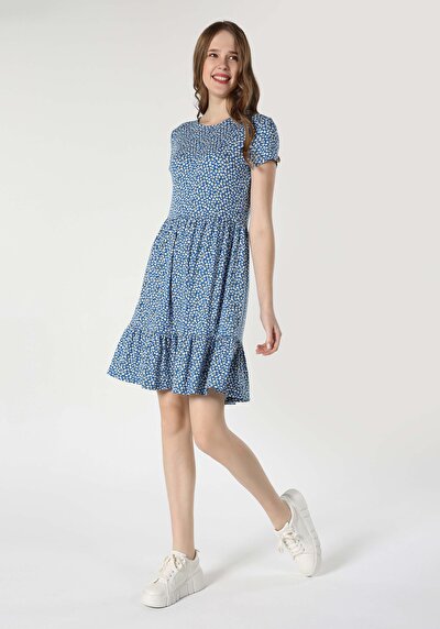 صورة من  عادي أزهار نسائي متعدد الألوان فستان قصير الأكمام