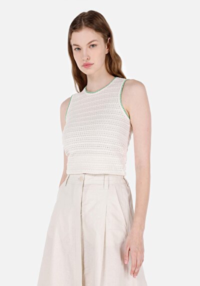 صورة من سليم فيت للنساء Ecru تانك بلوزة