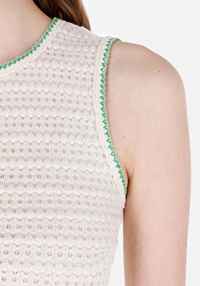 اعرض التفاصيل لـ سليم فيت للنساء Ecru تانك بلوزة