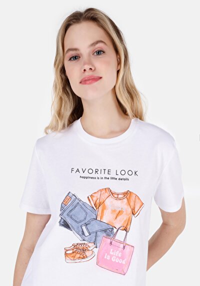 صورة من رقبة مستديرة مطبوعة نسائية أبيض قصيرة أكمام تي شيرت