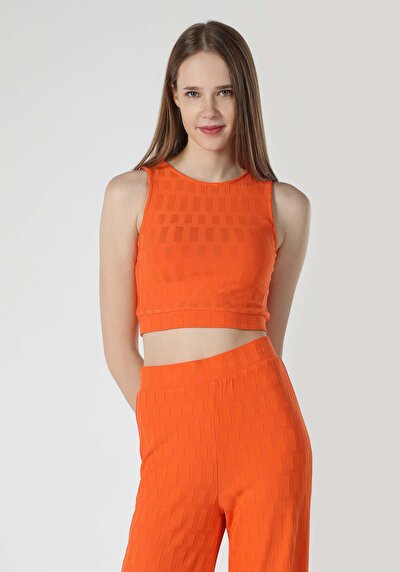 صورة من برتقالي للنساء رياضي