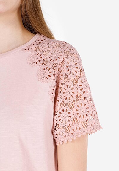 اعرض التفاصيل لـ وردي للنساء تي شيرت بأكمام قصيرة