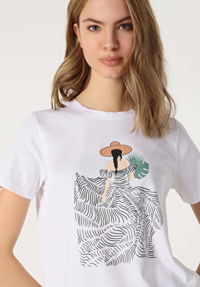 اعرض التفاصيل لـ أبيض للنساء تي شيرت بأكمام قصيرة