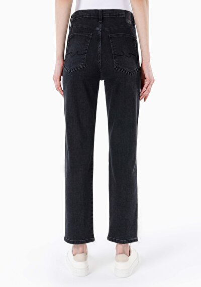 صورة من نحيف الخصر نحيف الساق الجينز النسائي