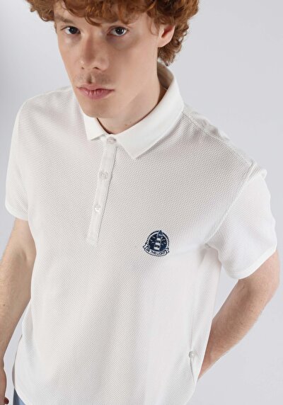 اعرض التفاصيل لـ أبيض للرجال قميص بولو  كم قصير