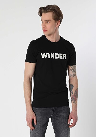 صورة من أسود للرجال تي شيرت بأكمام قصيرة