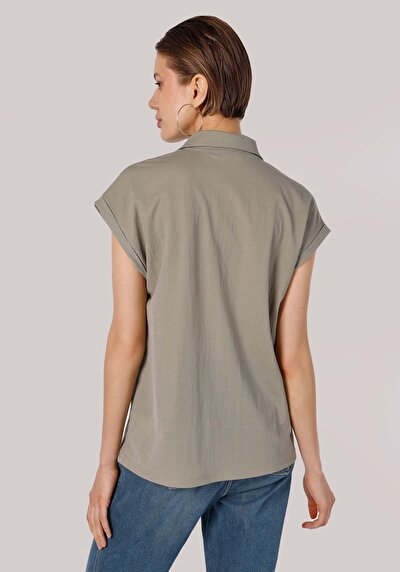 اعرض التفاصيل لـ أخضر للنساء تي شيرت بأكمام قصيرة