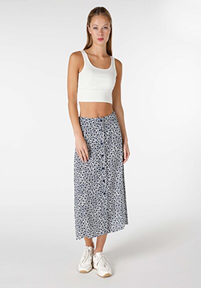 صورة من أزرق بحري للنساء تنورة