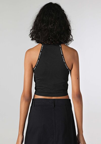 صورة من سليم فيت بلوزة نسائية سوداء