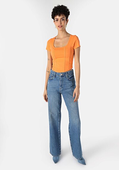 اعرض التفاصيل لـ نحيف رقبة مربعة نسائي برتقالي كم قصير تي شيرت