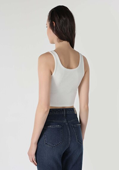 صورة من أبيض للنساء رياضي