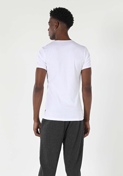 اعرض التفاصيل لـ أبيض للرجال تي شيرت بأكمام قصيرة