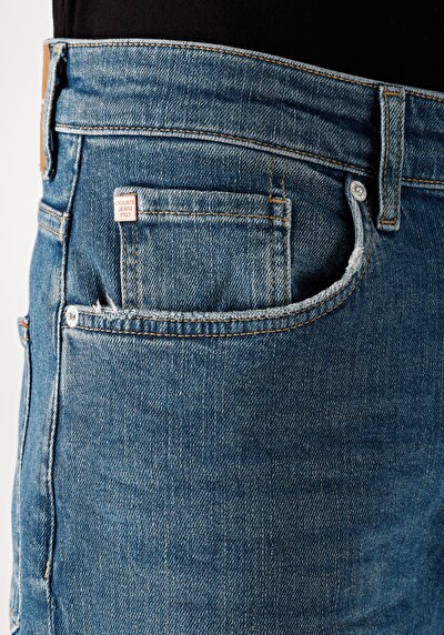 اعرض التفاصيل لـ فضفاض مريح بقصة قطرة المنشعب قصير الساق جينز نيلي للرجال