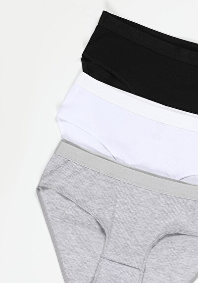 صورة من متعدد الألوان للنساء ملابس داخلية