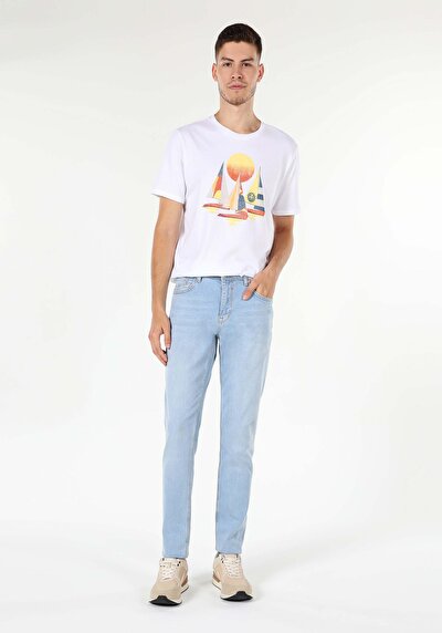 صورة من سليم  خصر منخفض ساق ضيقة جينز رجالي أزرق داكن