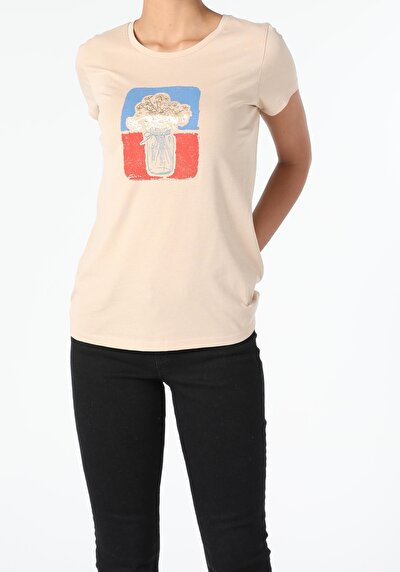 صورة من بيج للنساء تي شيرت بأكمام قصيرة