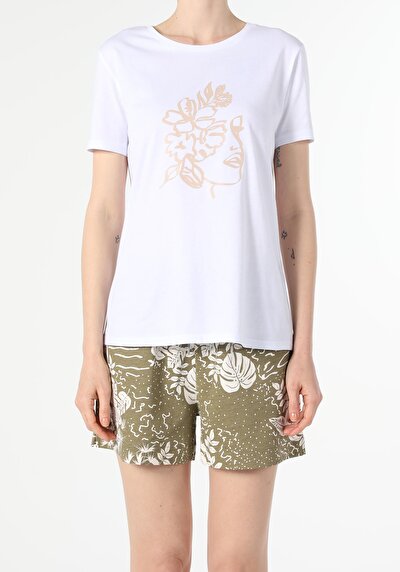 اعرض التفاصيل لـ أبيض للنساء تي شيرت بأكمام قصيرة