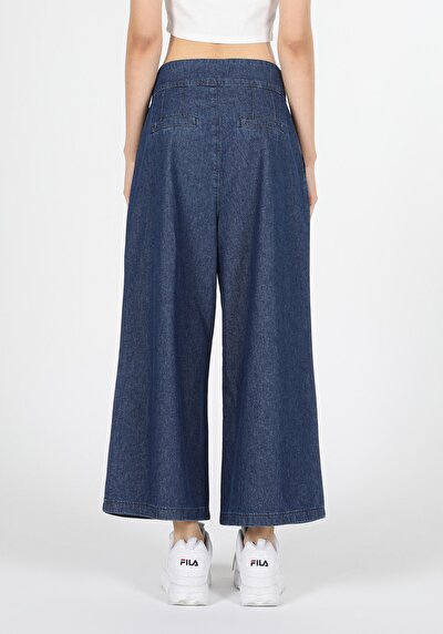 اعرض التفاصيل لـ دينيم للنساء بناطيل