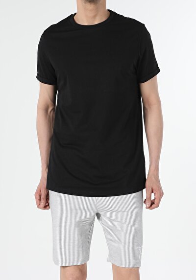 اعرض التفاصيل لـ أسود للرجال تي شيرت بأكمام قصيرة