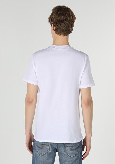 صورة من أبيض للرجال تي شيرت بأكمام قصيرة