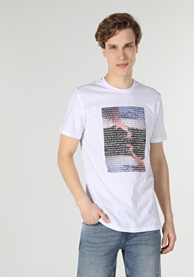 صورة من أبيض للرجال تي شيرت بأكمام قصيرة