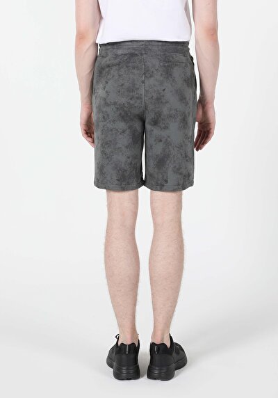 صورة من أنتراسيت للرجال شورت