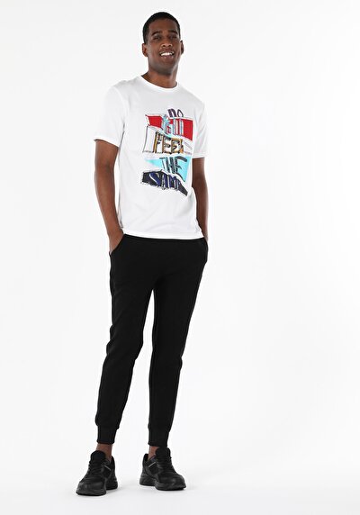 صورة من أبيض للرجال تي شيرت بأكمام قصيرة